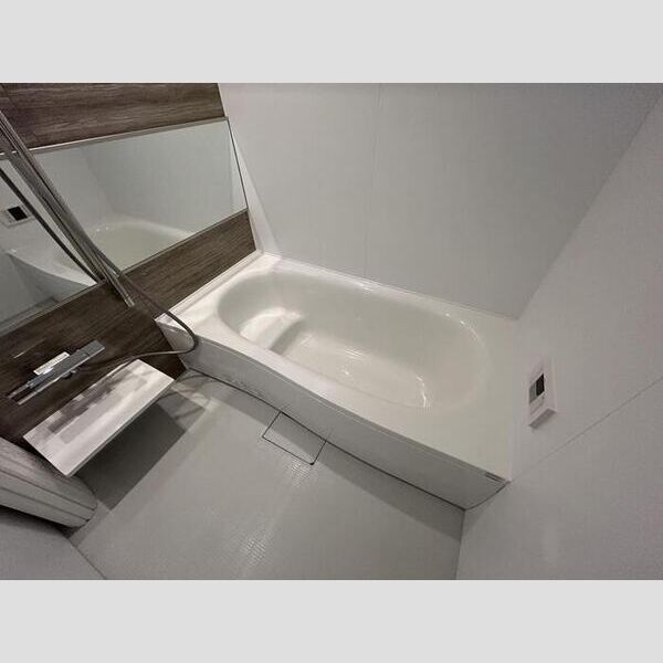 セレスティア西綾瀬 浴室