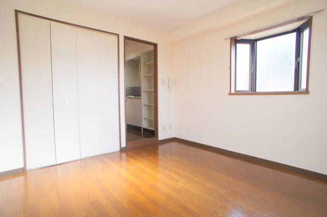 メイプル0202号室 リビング