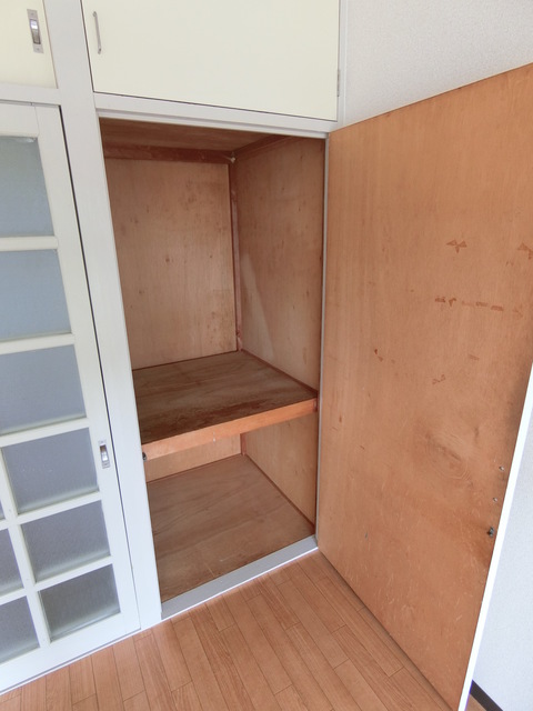 グリーンアーバン２ 収納