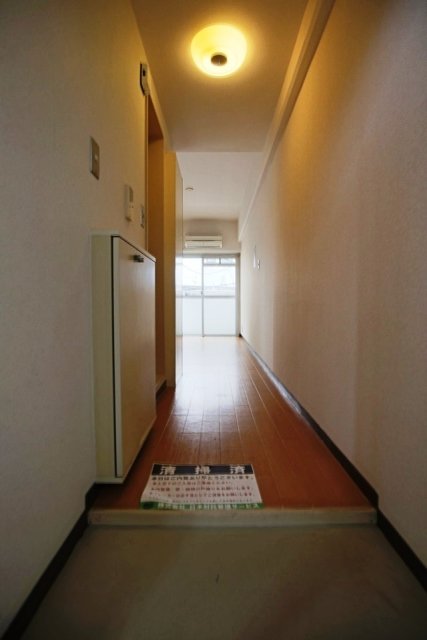 スカイコート大森山王2階 玄関