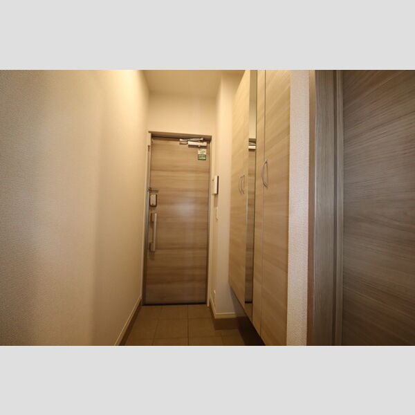 セレスティア大島 玄関