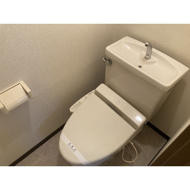 IZUMIX・2A104号室 内観