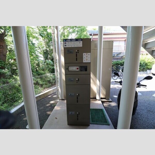 ラルゴ107号室 宅配ボックス