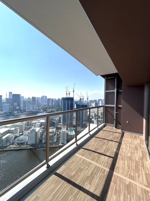 ＨＡＲＵＭＩ　ＦＬＡＧ　ＳＵＮ　ＶＩＬＬＡＧＥ　Ｔ棟4603号室 2025年11月撮影