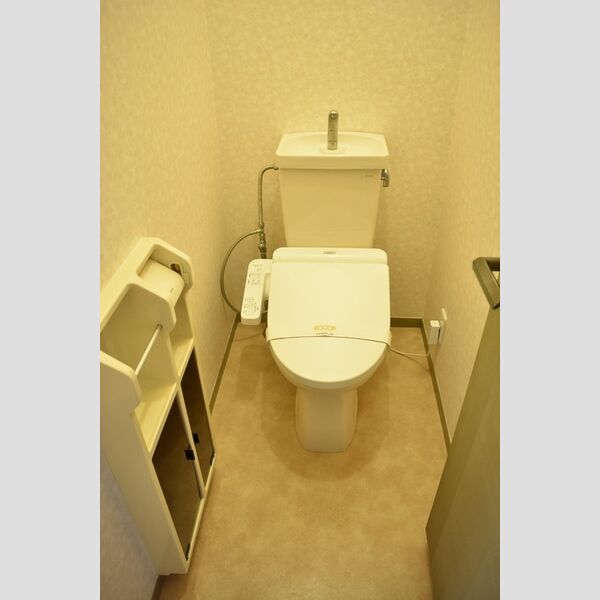 ドミール神田　参番館 温水洗浄暖房便座