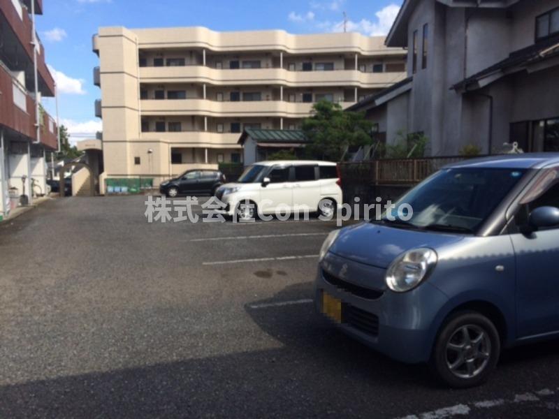 ハイムウィステリアⅡ205号室 駐車場