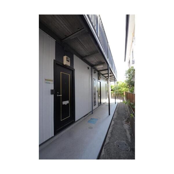 エステート南野203号室 エントランス