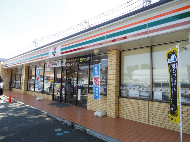アウリイ セブンイレブン泉塚店まで258ｍ