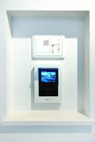 GLANz東百合ヶ丘 録画機能付カラーテレビドアホン、玄関ドア開施錠システム