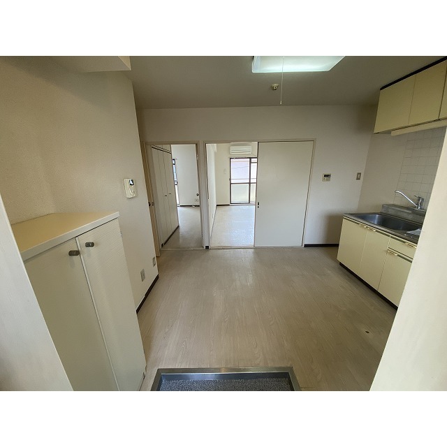 三番館竹下0302号室 玄関