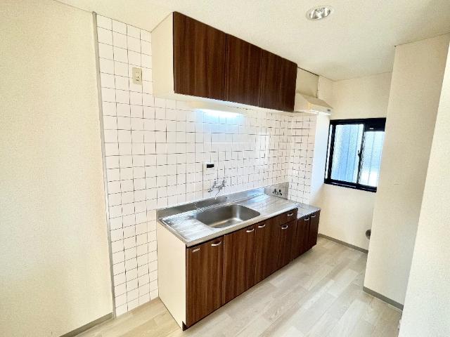 メゾンエクセル203号室 キッチン（イメージ）