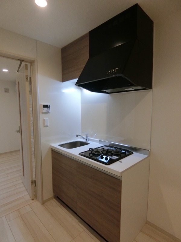 Lily東中山 スペースがあり冷蔵庫もしっかり置けます♪