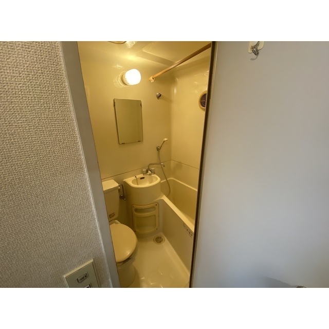 シャトール田口戸塚Ⅰ303号室 お風呂