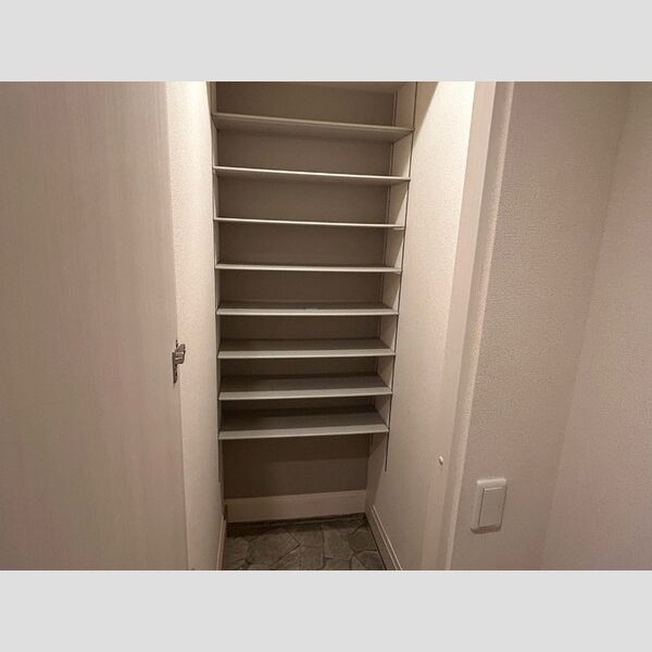 エスポアⅡ101号室 収納