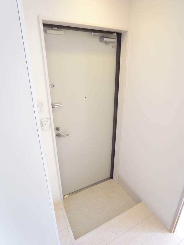 リブリ・えびす 玄関