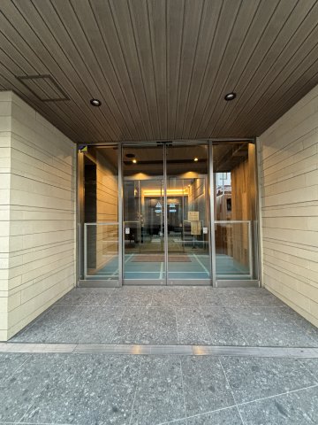 ルジェンテ藤沢　５０２ エントランス