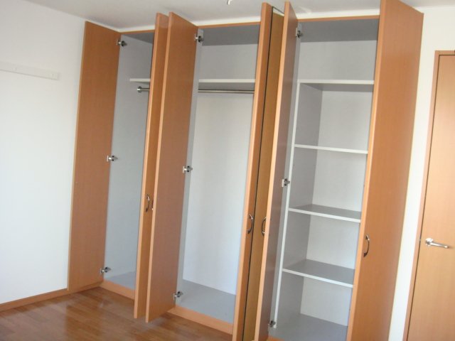 ガーデニングヒルズ クローゼット