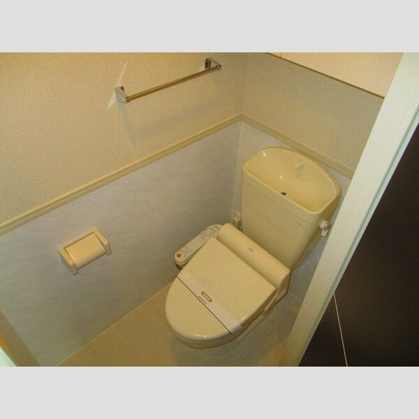 メゾン陽光台 温水洗浄暖房便座