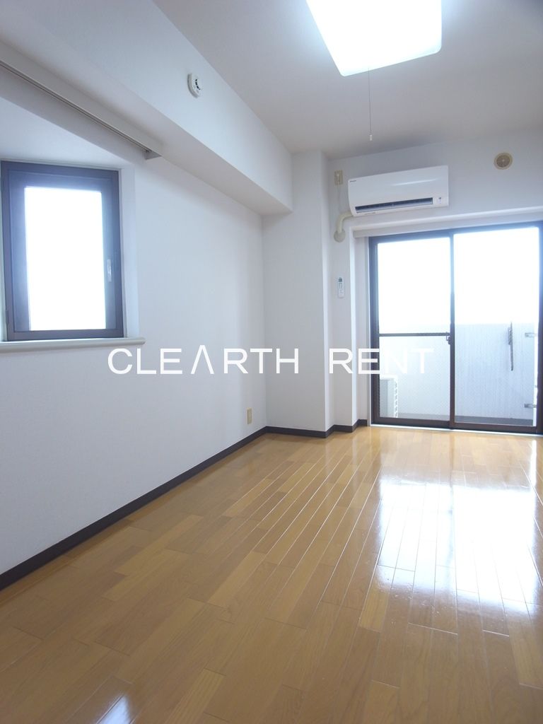 新中野スカイレジテル 2面採光で明るく開放感のある居室