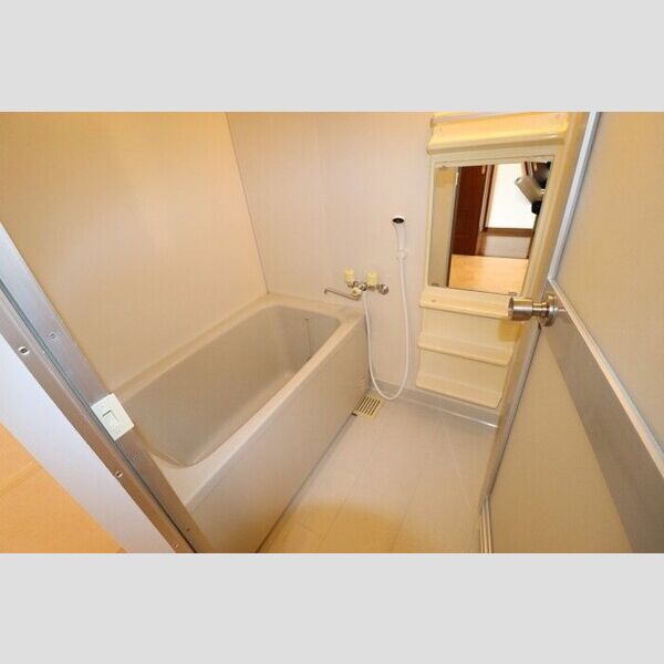 グランディス新八柱1107号室 ユニットバス