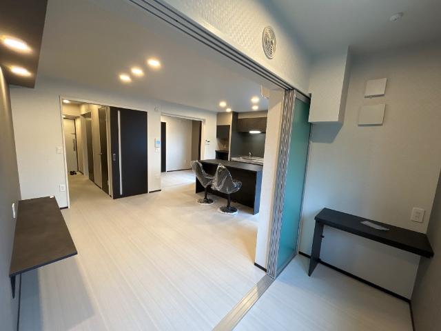 FOREST ODAWARA（フォレスト　オダワラ）101号室 リビング