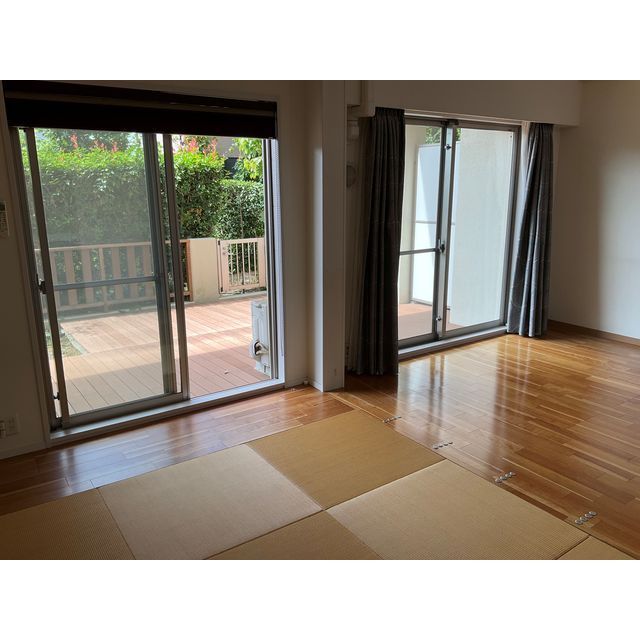 ファミリーフィールズ大宮壱番館103号室 リビング