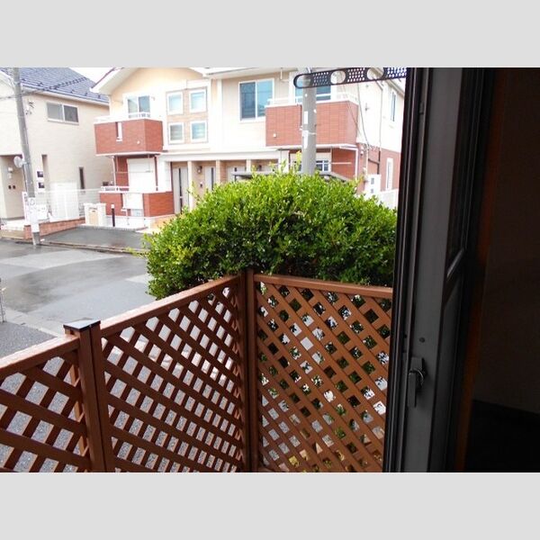 グランドゥール107号室 テラス