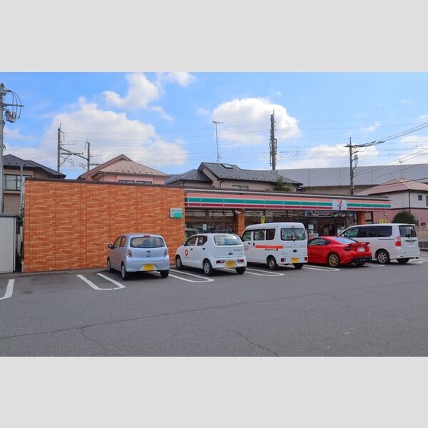 Casa date　B セブンイレブン白岡西5丁目店(550m)