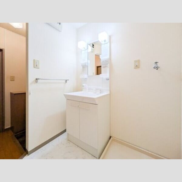 サバーブトリプル 洗髪洗面化粧台