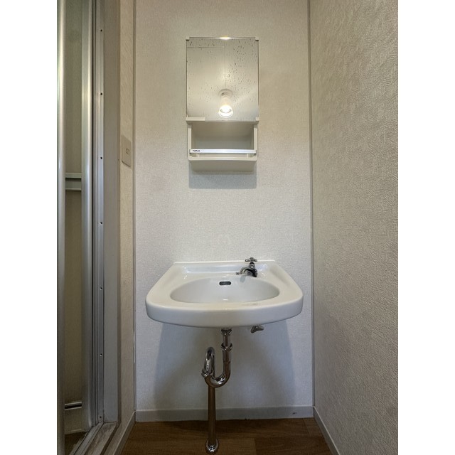 コーポ緑ヶ丘A棟203号室 内観