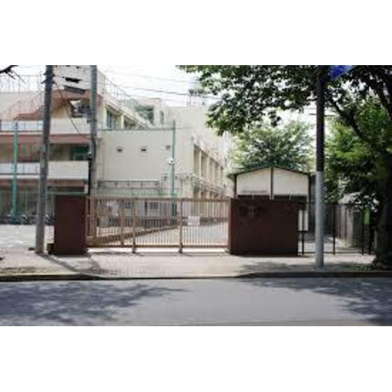 クレール秀光0305号室 周辺