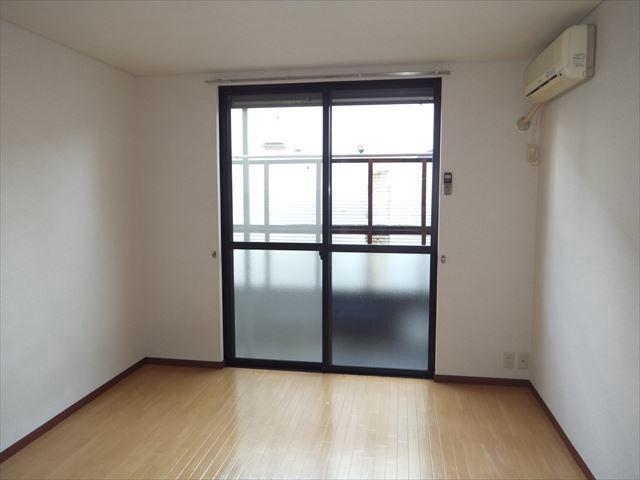 サンファミーリエ1階 内観