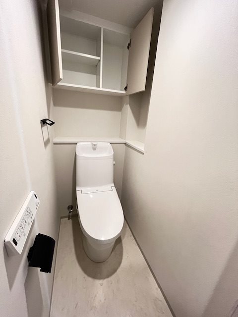 クロスレジデンス六義園8階 トイレ