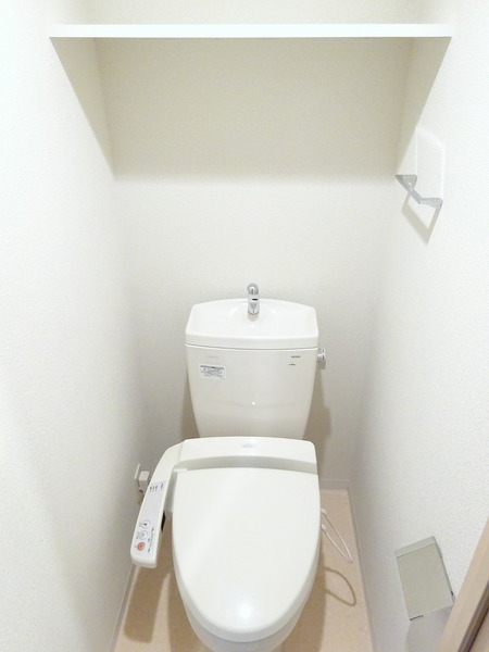 ＳＩＮ－Ｃｉｔｙ本蓮沼ＢＥＬＬＧＲＡＤＥ401号室 トイレ