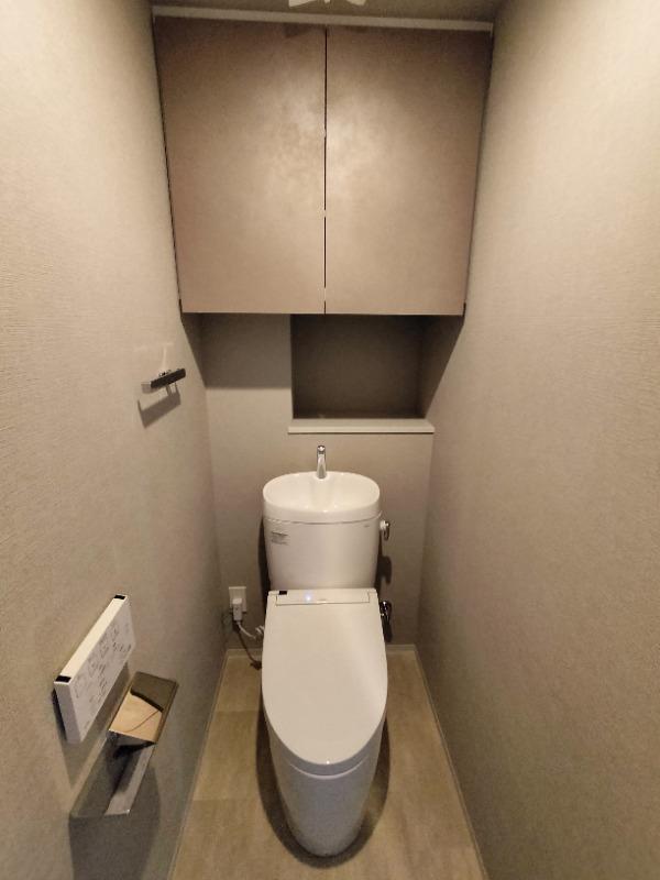 シーズンフラッツ新御徒町イースト2階 トイレ