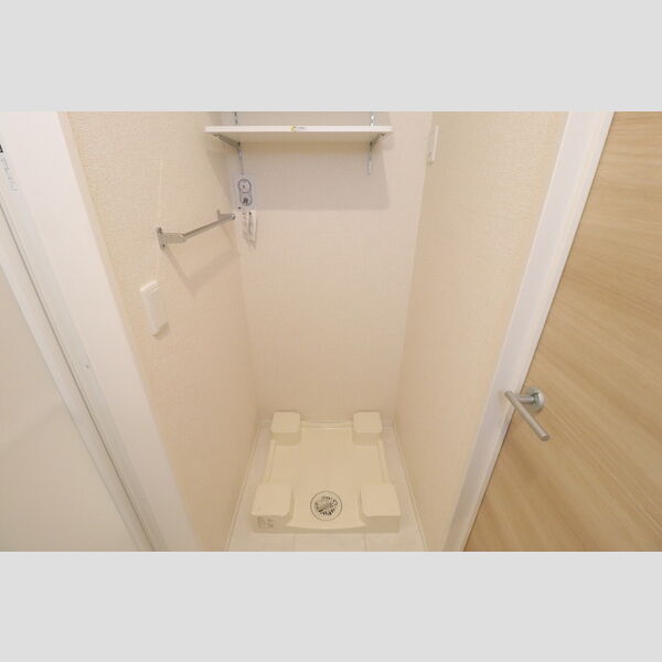 ゼルコバ　Ⅱ101号室 室内洗濯機置き場