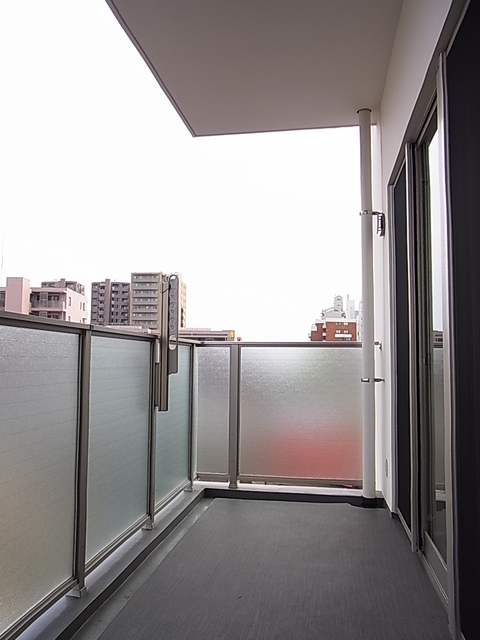 スクエア湘南 広いバルコニー