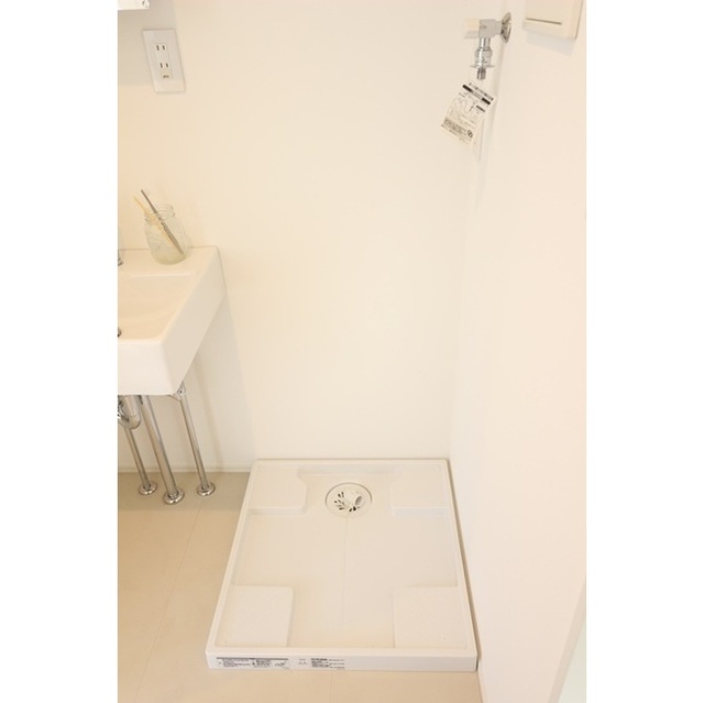 鵠ノ杜舎　楓03号室 洗濯機置場