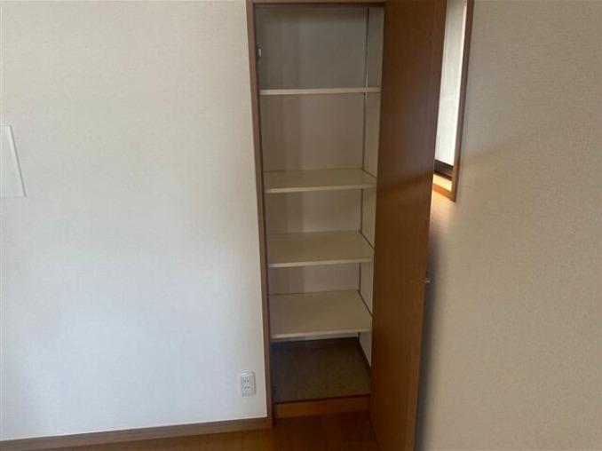 セレナハイム池袋アプレ 収納