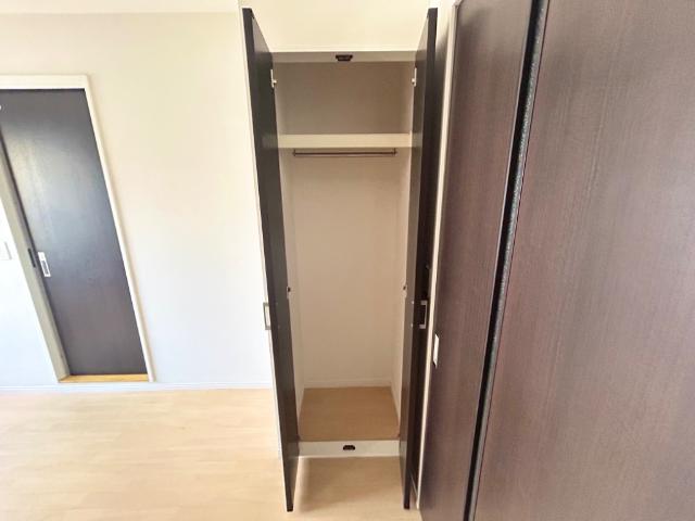 ライズウィング201号室 クローゼット