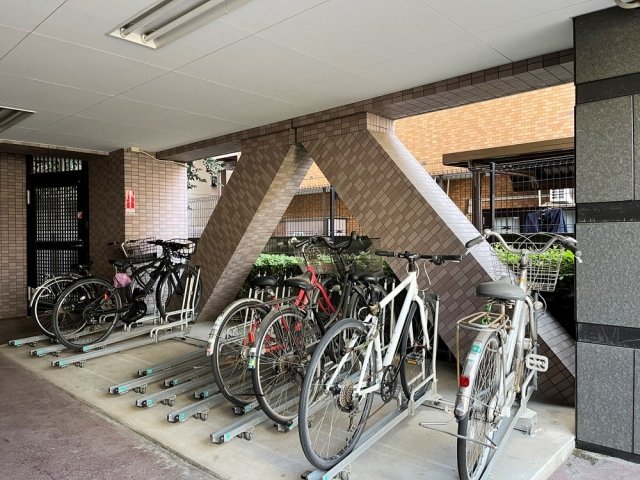 ソアブール御徒町コンフォート10階 駐輪場
