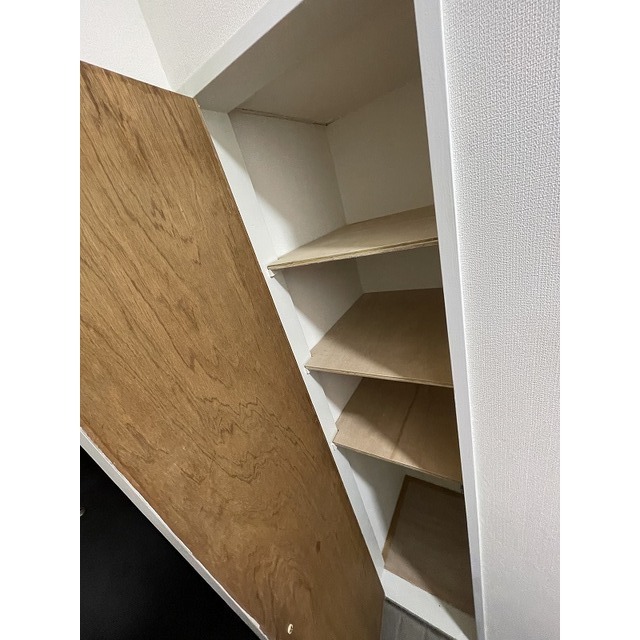 岩崎ビル301号室 内観