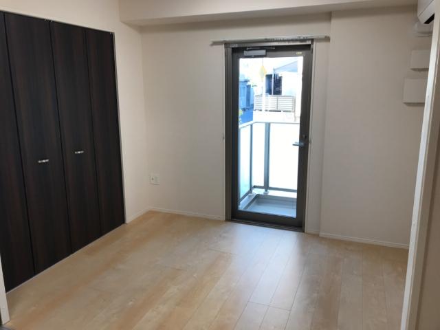 アプリコット 洋室