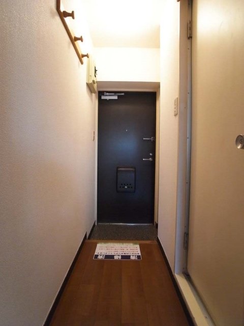 ライオンズマンション東北沢2階 玄関