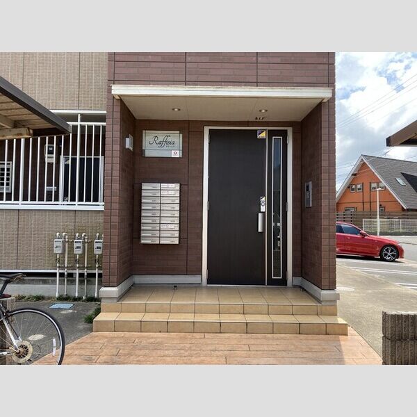 ラフィシア エントランス