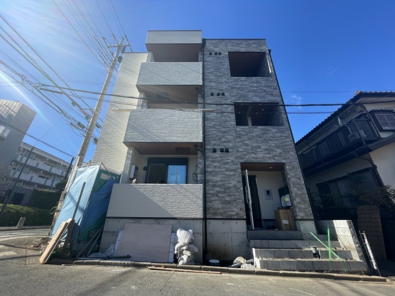 Ｃｕｏｒｅ　新所沢3階 外観