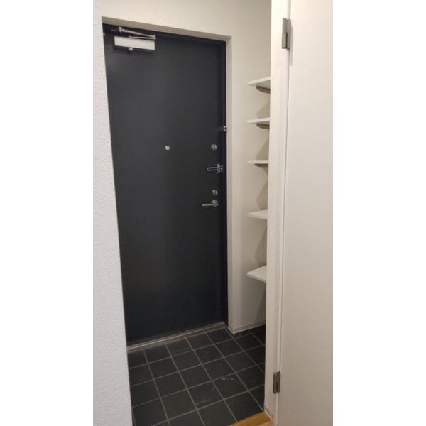 Maison Auster202号室 玄関