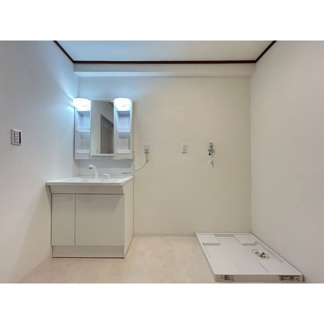 吉川マンション 洗面所広々♪