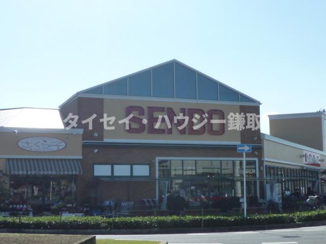 ファミールＡＯＫＩ0301号室 スーパーサントク