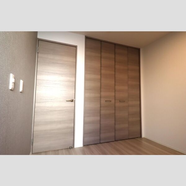 セレスティア西瑞江103号室 洋室4.5帖